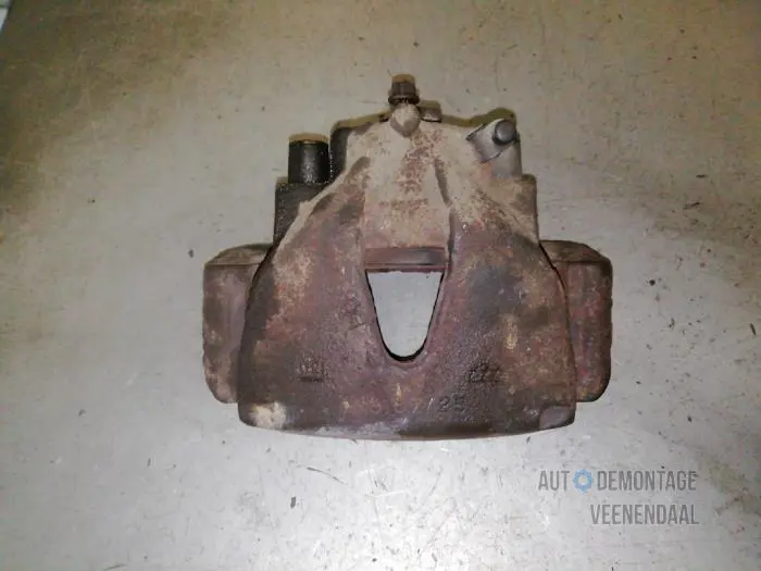 Bremszange links vorne Saab 9-5