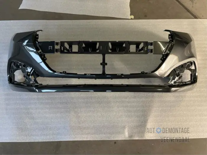 Front bumper Peugeot 208