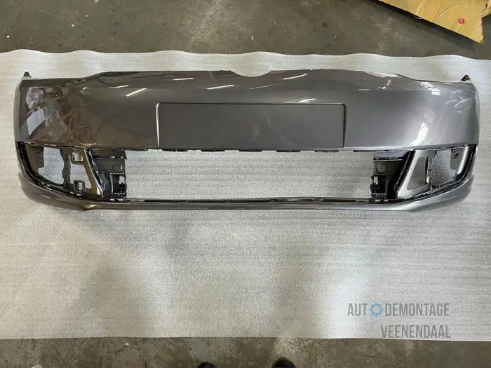 Front bumper Volkswagen Caddy