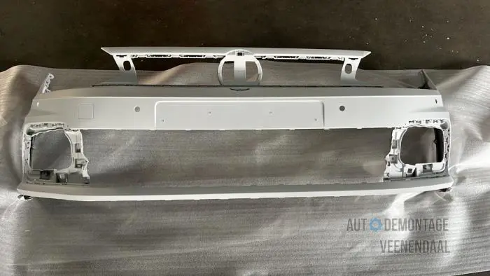 Front bumper Volkswagen Polo