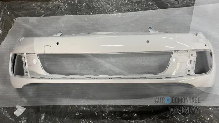 Front bumper Volkswagen Golf