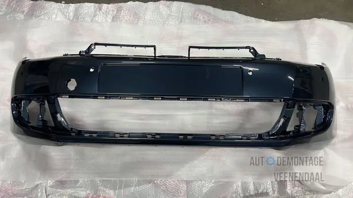 Front bumper Volkswagen Golf