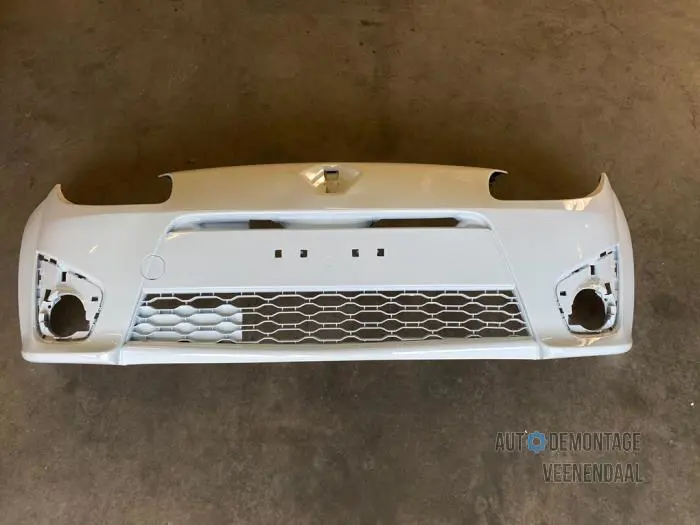 Front bumper Renault Twingo