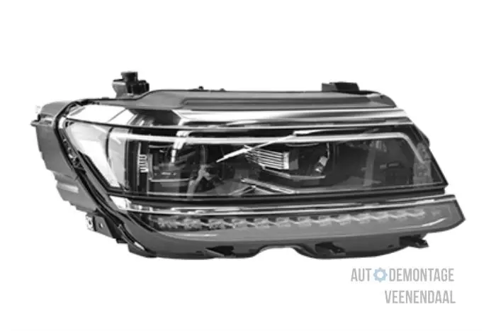 Headlight, right Volkswagen Tiguan