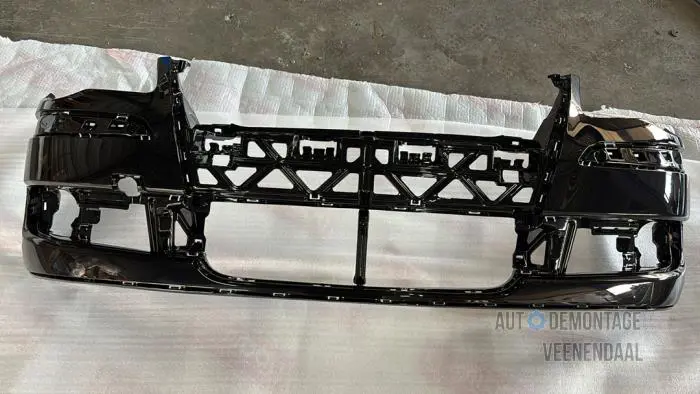 Front bumper Volkswagen Touran