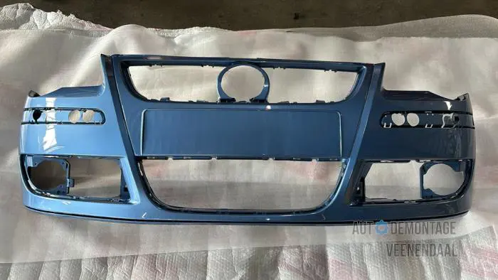 Front bumper Volkswagen Polo