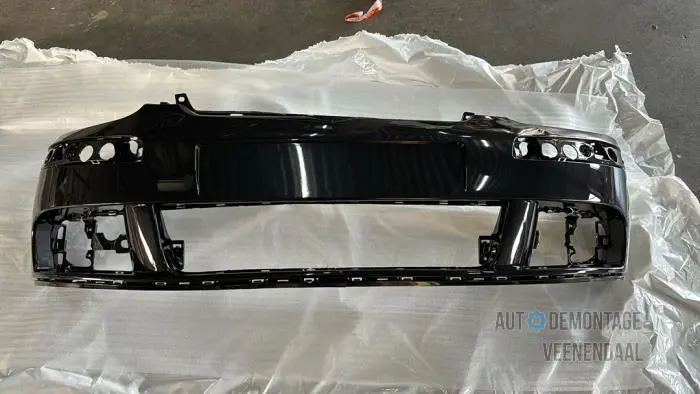 Front bumper Volkswagen Golf