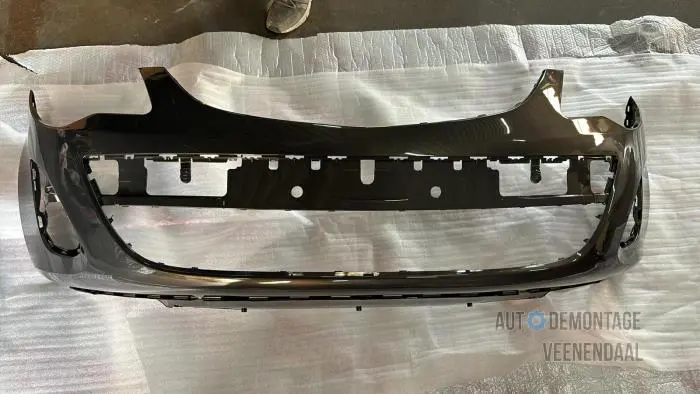 Front bumper Opel Corsa